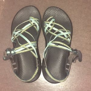 Chacos Size 7